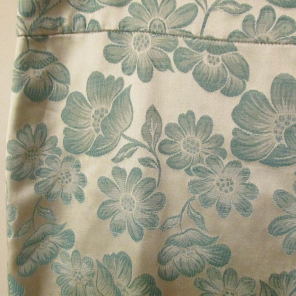 Banana Republic Silk Blend Pencil Skirt, Size 8 - Picture 7 of 8